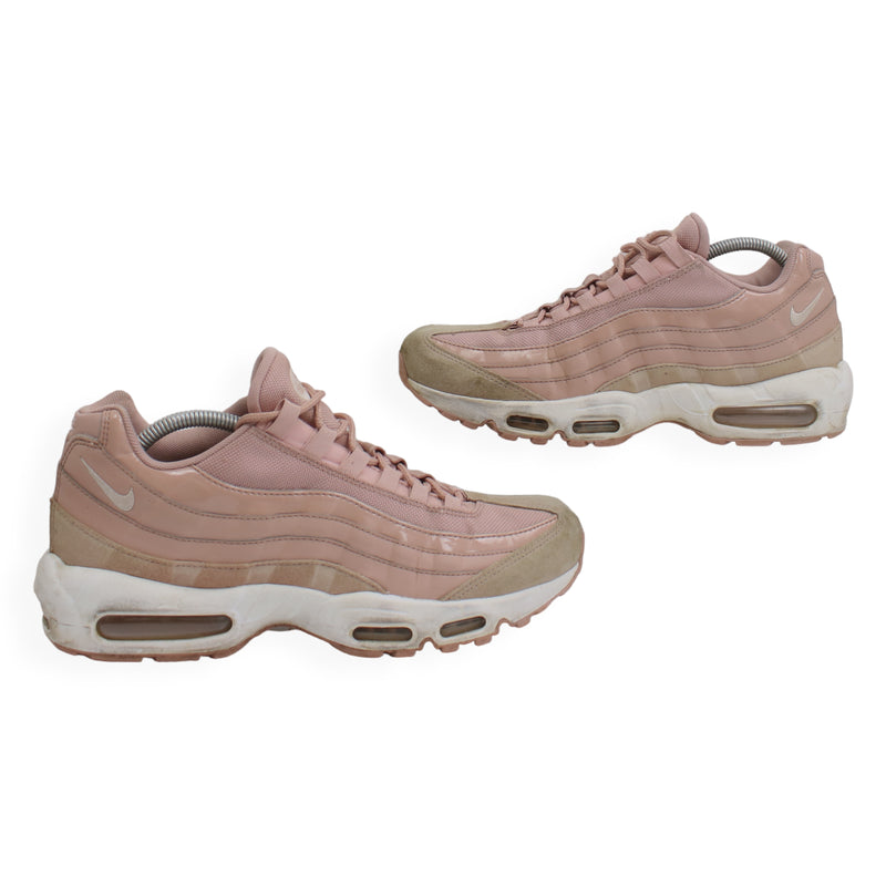 Nike Air Max 95 Trainers in Pink, front