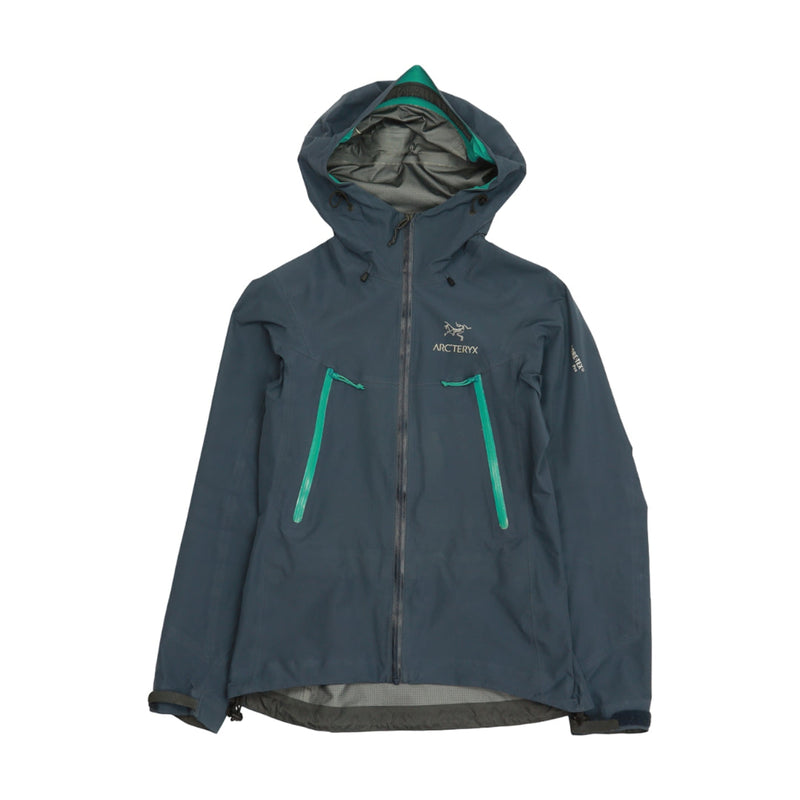 Arc’teryx Beta LT GORE-TEX Jacket in Navy, front