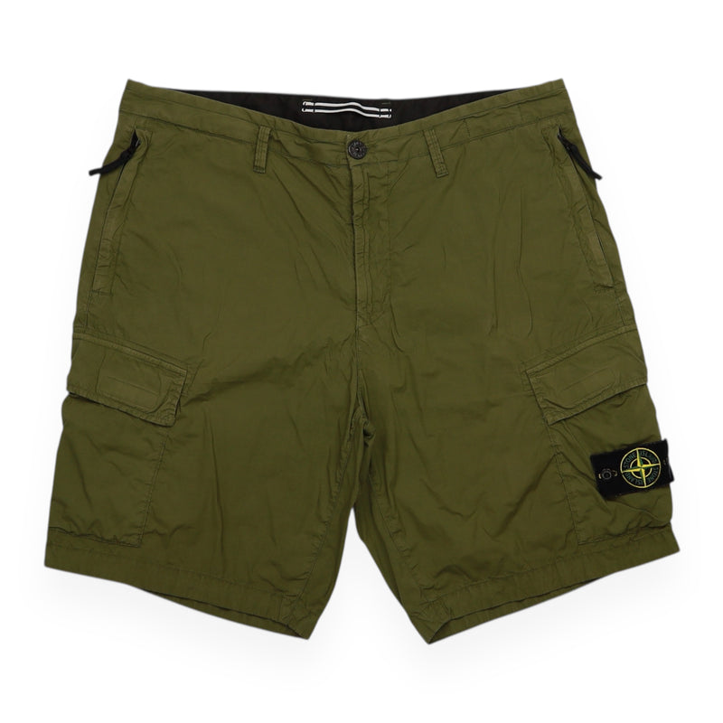 Stone Island S/S 21 Stretch Cotton Tela Bermuda Cargo Shorts in Green, front