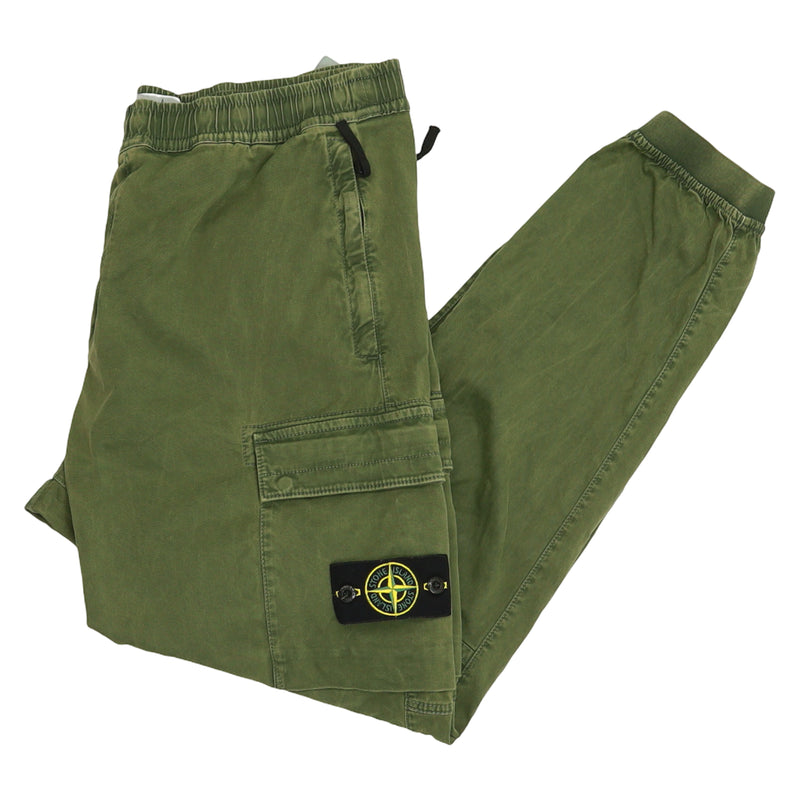 Stone Island green cargo pants, front view | SGPHOTO:006062:a44313f0e1fdacbe